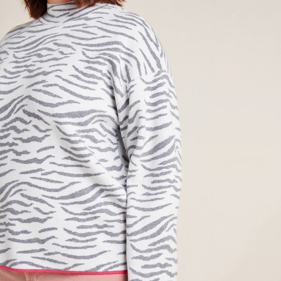 Anthropologie Lizzie Mock Neck Sweater - Picture 4 of 6